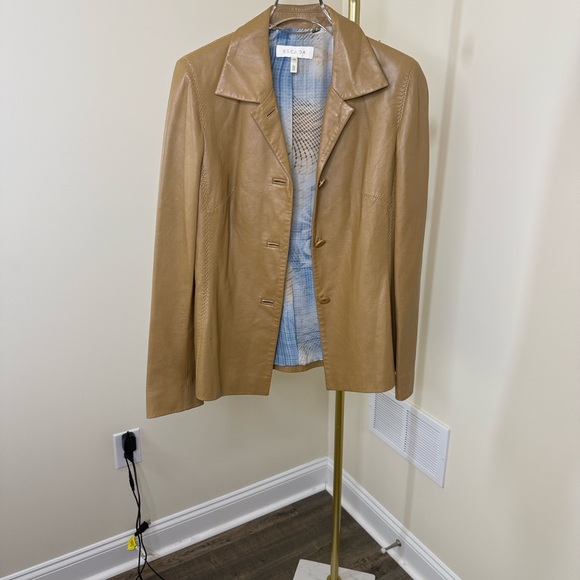 Escada Light Brown Lambskin Leather Blazer - 36 - Picture 4 of 14